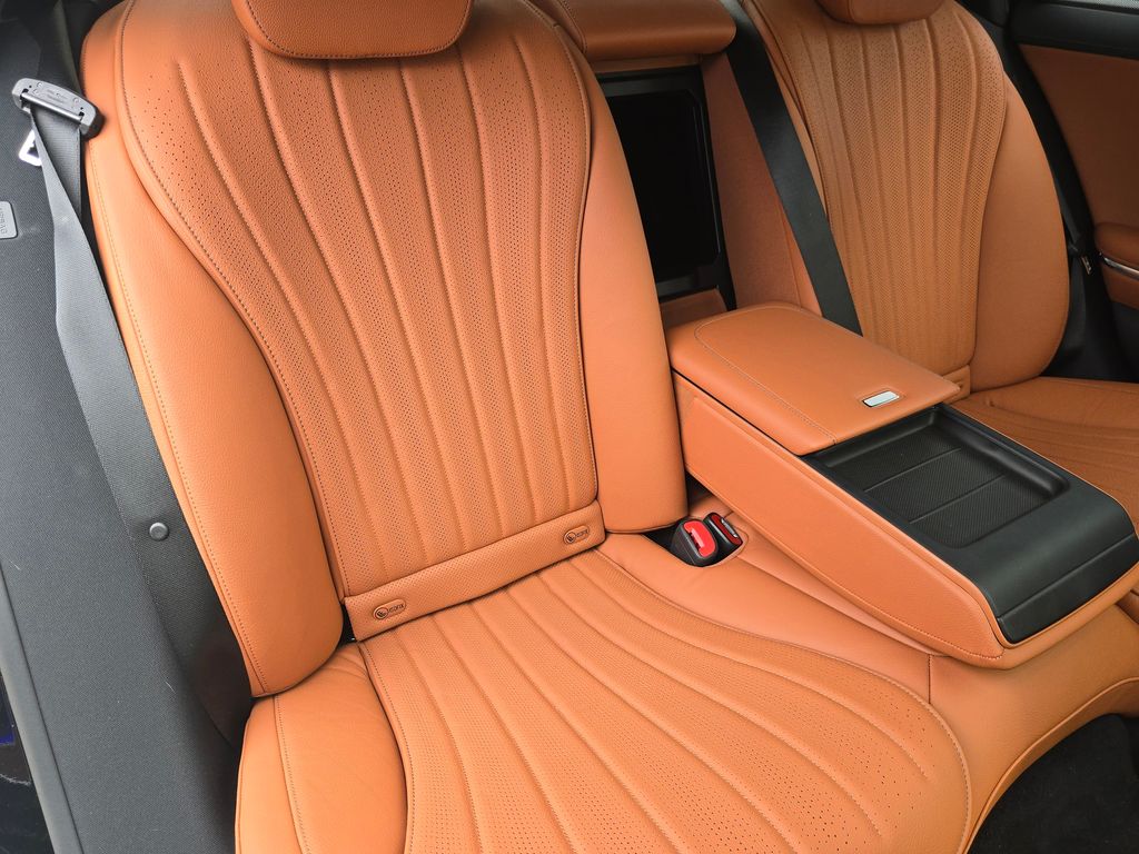 Certified Used 2022 Black Mercedes-Benz S 580 image 23
