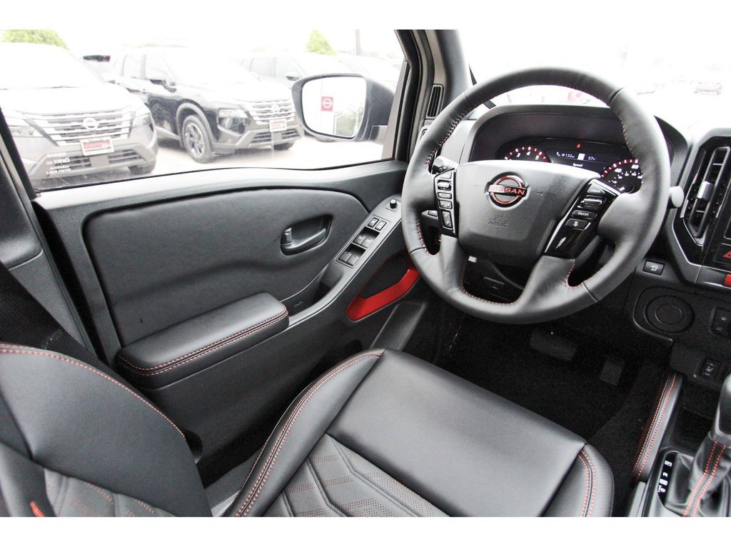 2026 Nissan Frontier PRO-X - 5