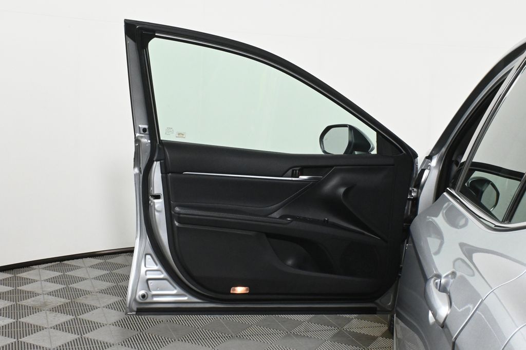 2018 Toyota Camry XSE 30