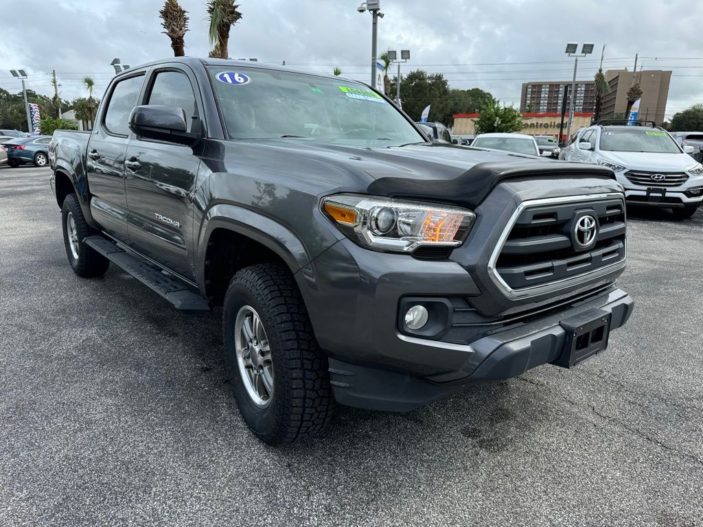 2016 Toyota Tacoma SR5 10