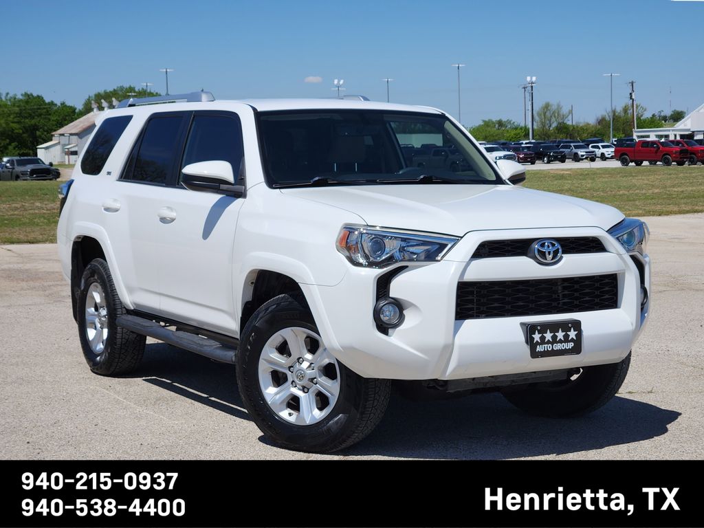 Super White 2018 Toyota 4Runner SR5 SUV / Crossover 4X2 5-Speed Automatic Overdrive
