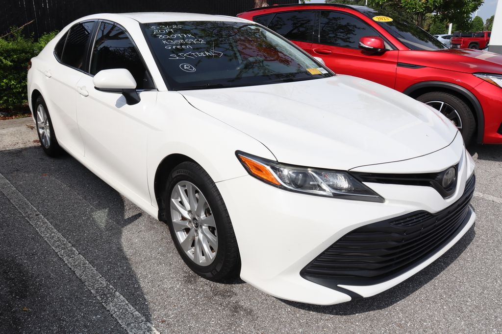 2019 Toyota Camry LE 6