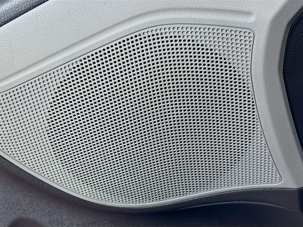 Thumbnail: 2015 Hyundai Tucson - 17