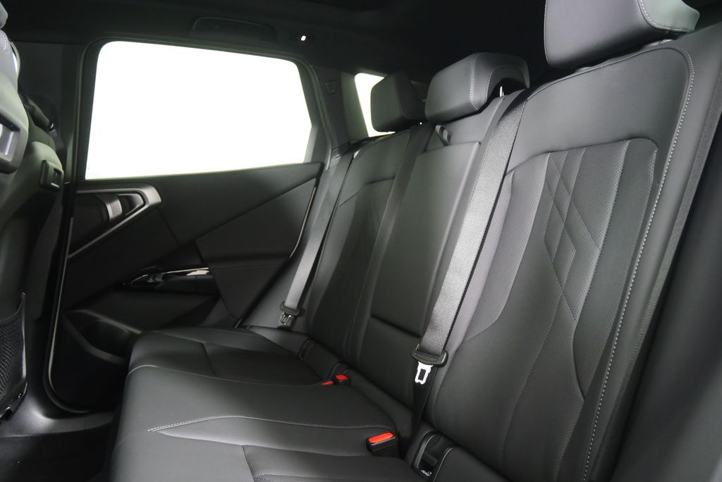 Thumbnail: 2026 BMW X3 - 14