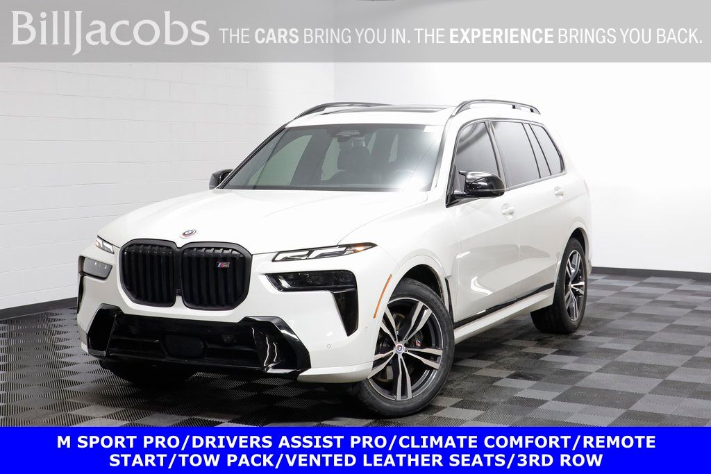 2023 BMW X7 M60i AWD
