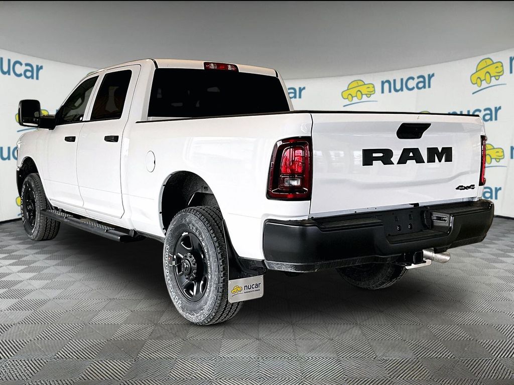 2026 Ram 3500 — photo 4
