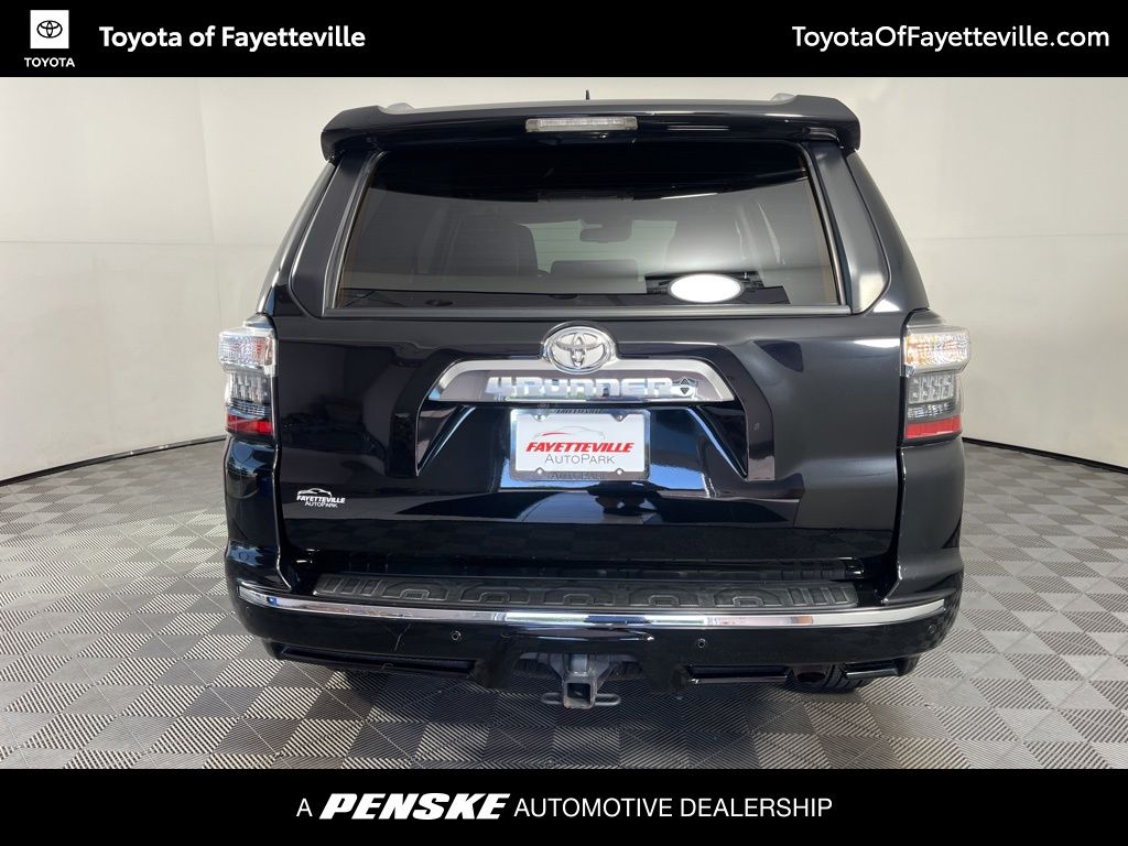 Thumbnail: 2022 Toyota 4Runner - 4