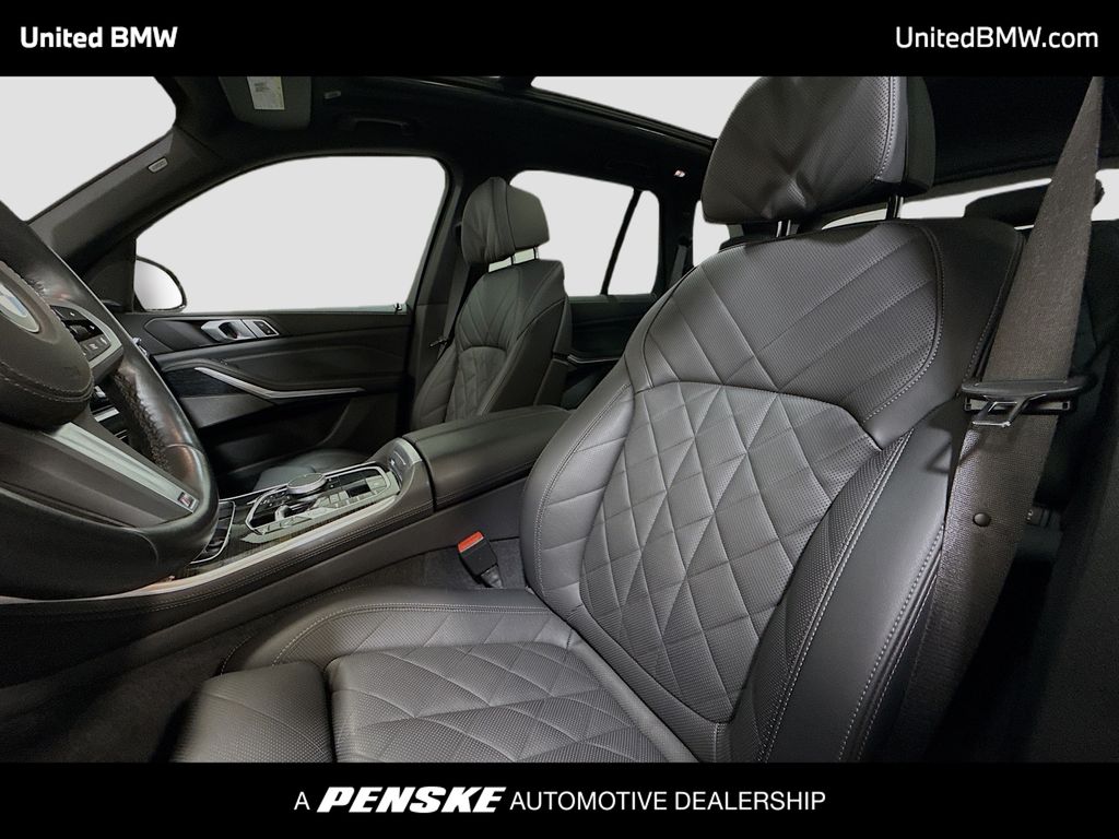 Thumbnail: 2025 BMW X5 - 5