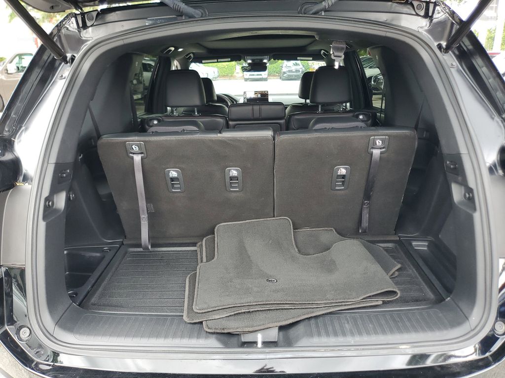 used 2025 Honda Pilot car, priced at $44,382