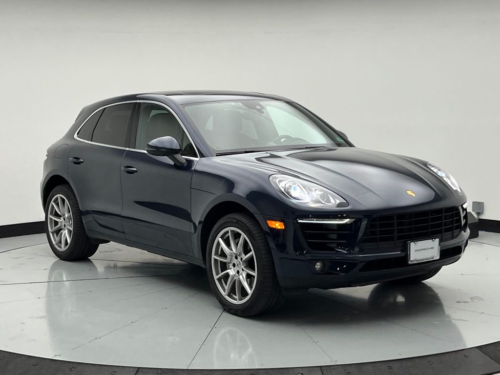 Thumbnail: 2017 Porsche Macan - 9