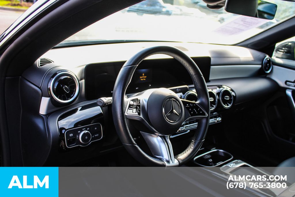 Used 2025 Black Mercedes-Benz CLA 250 image 33