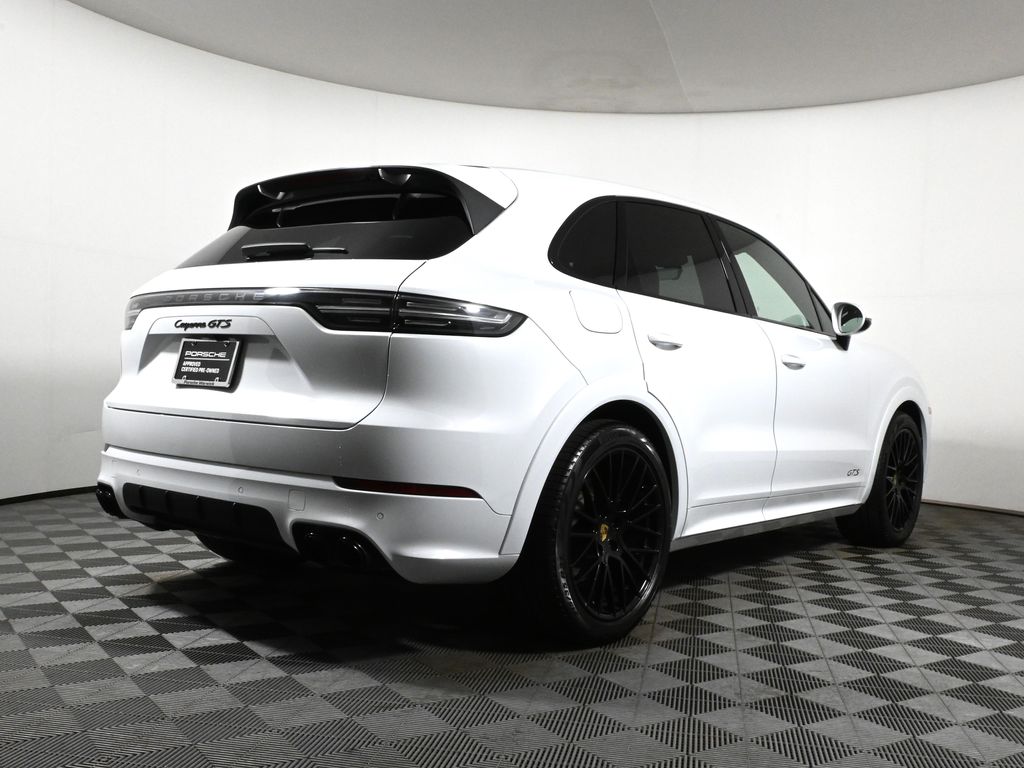 Thumbnail: 2022 Porsche Cayenne - 7