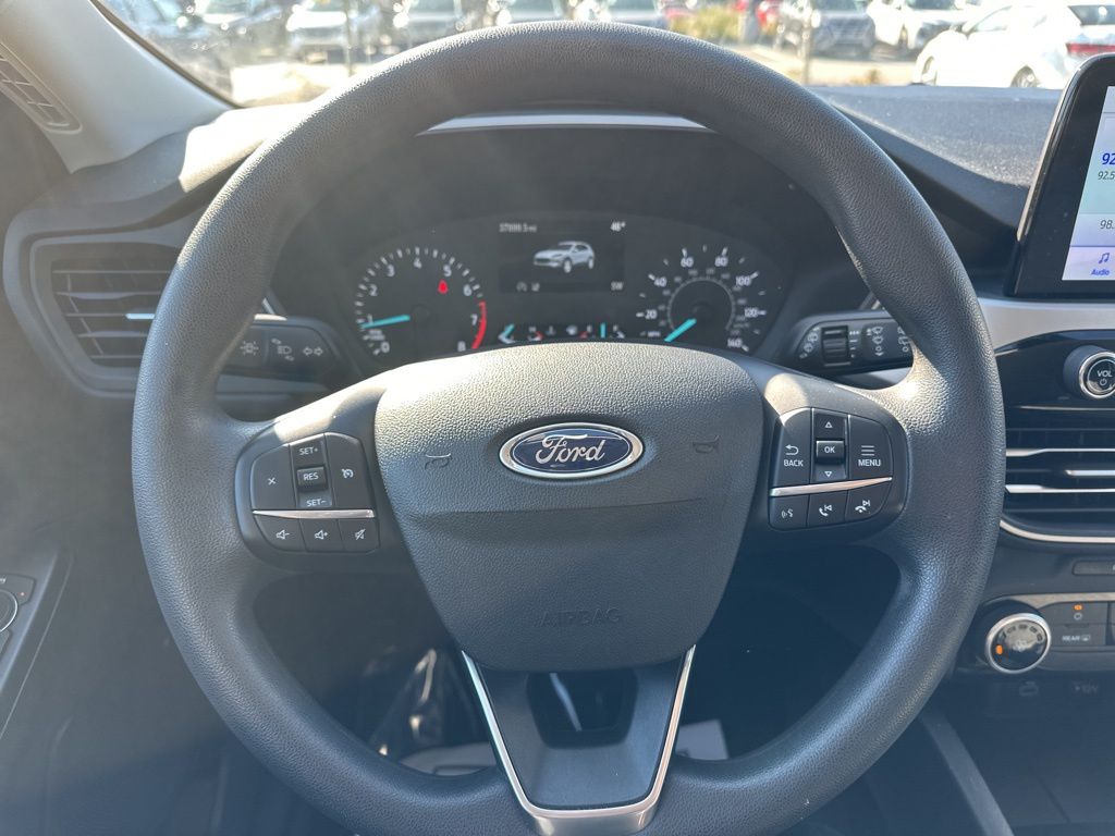 2022 Ford Escape SE 35