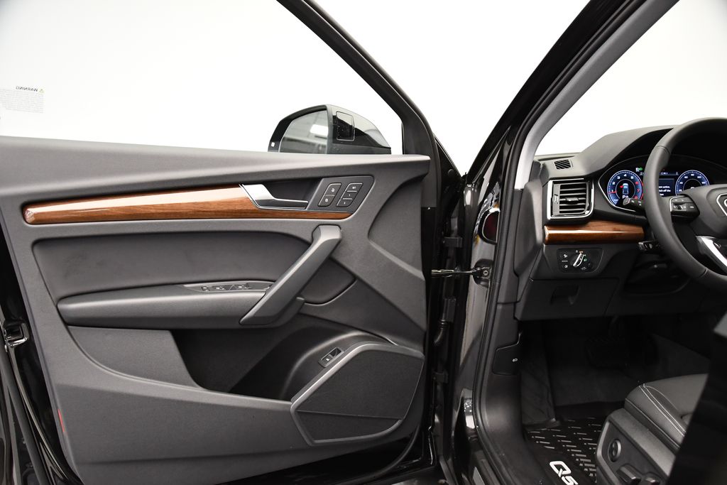 2025 Audi Q5 Premium 32