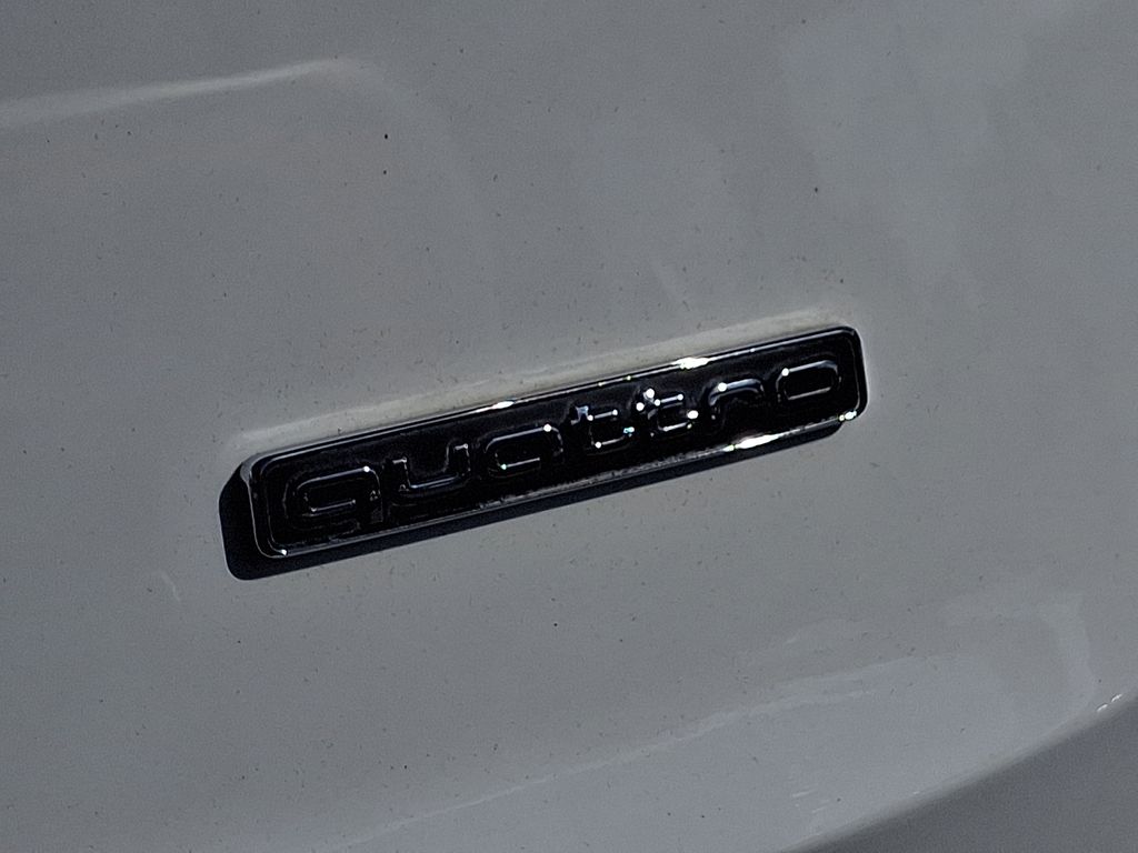 Thumbnail: 2023 Audi Q7 - 27
