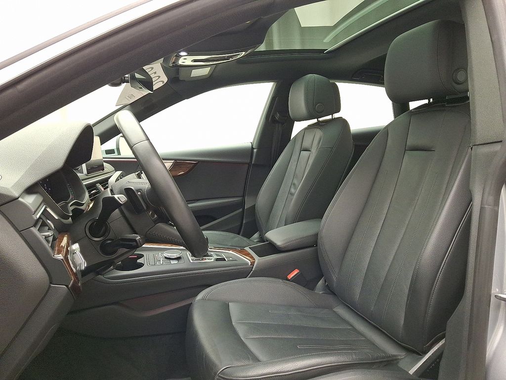 Thumbnail: 2019 Audi A5 - 13