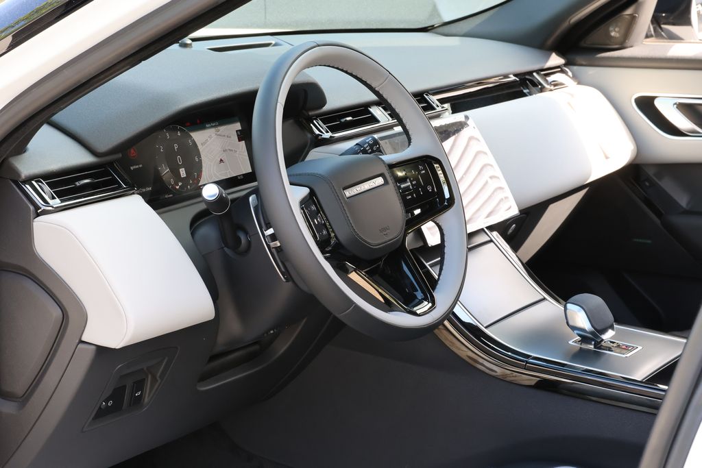 New 2026 White Land Rover S image 21