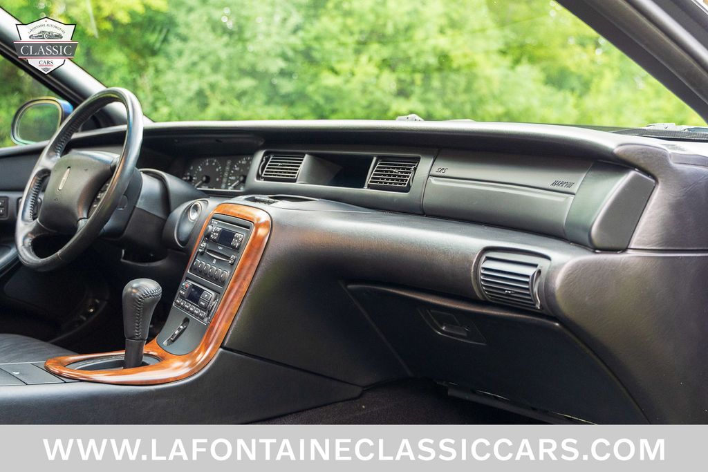 1997 Lincoln Mark VIII 58