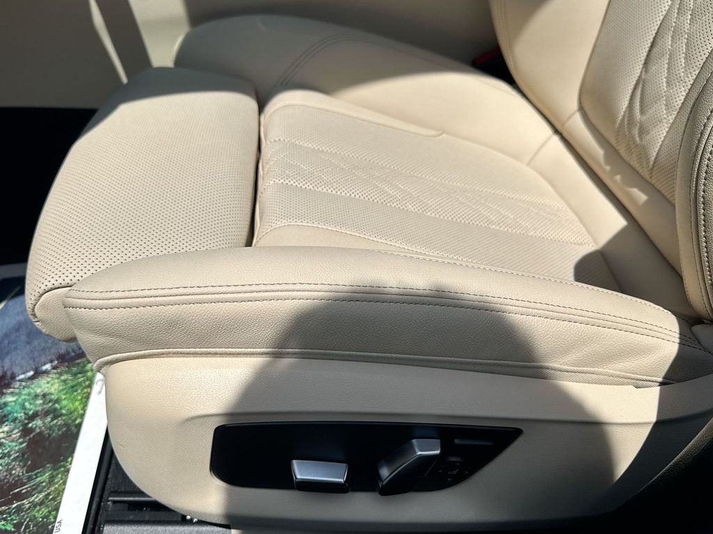 2022 BMW 5 Series 540i xDrive 12