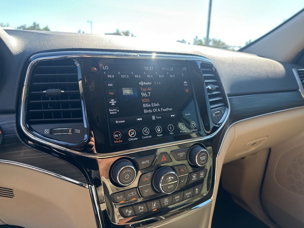 Used Car 2020 Jeep Grand Cherokee  Limited For Sale Under $25,000 In Austin, Texas