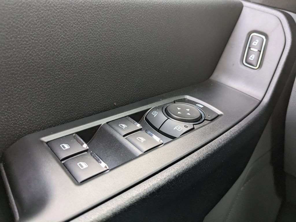 2025 Ford F-250 Super Duty XL