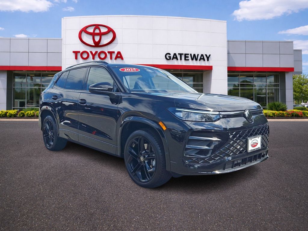 Thumbnail: 2025 Volkswagen Tiguan - 3