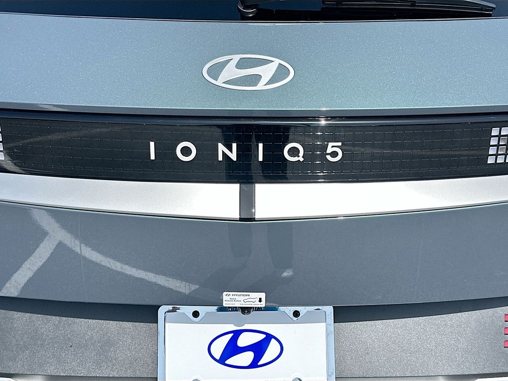 Thumbnail: 2025 Hyundai Ioniq 5 - 21