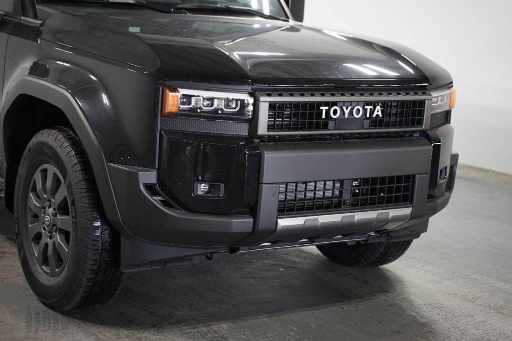 2025 Toyota Land Cruiser  4