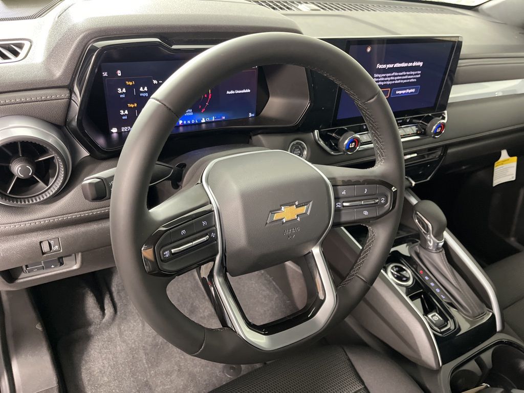 2024 Chevrolet Colorado LT 25