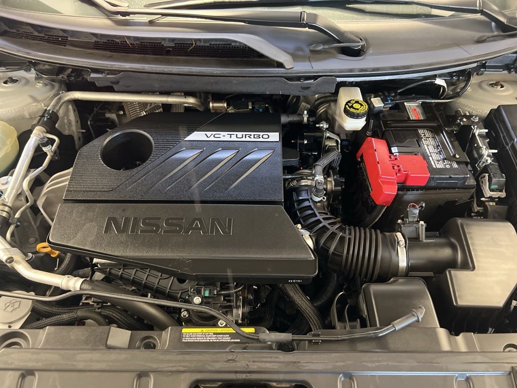 2022 Nissan Rogue SV photo