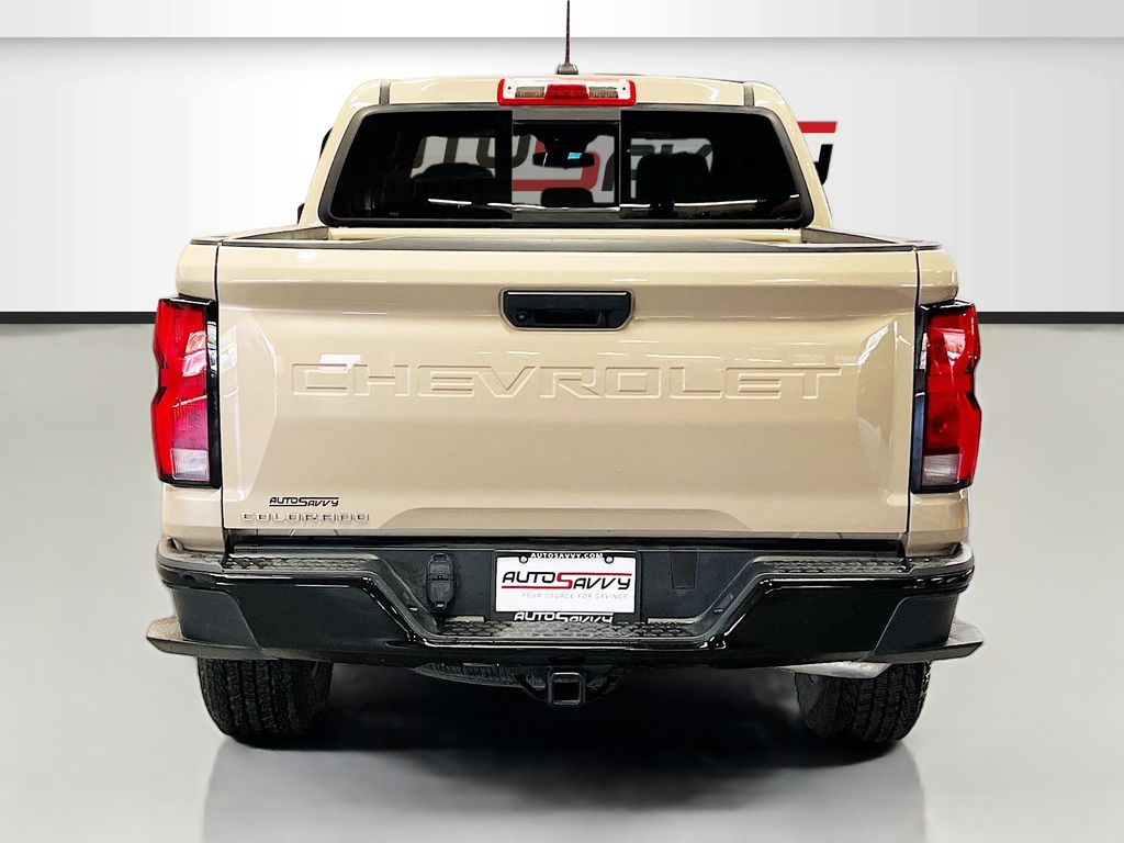 Used 2024 Sand Dune Metallic Chevrolet Z71 image 6