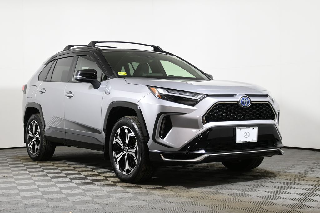 Thumbnail: 2023 Toyota RAV4 - 10
