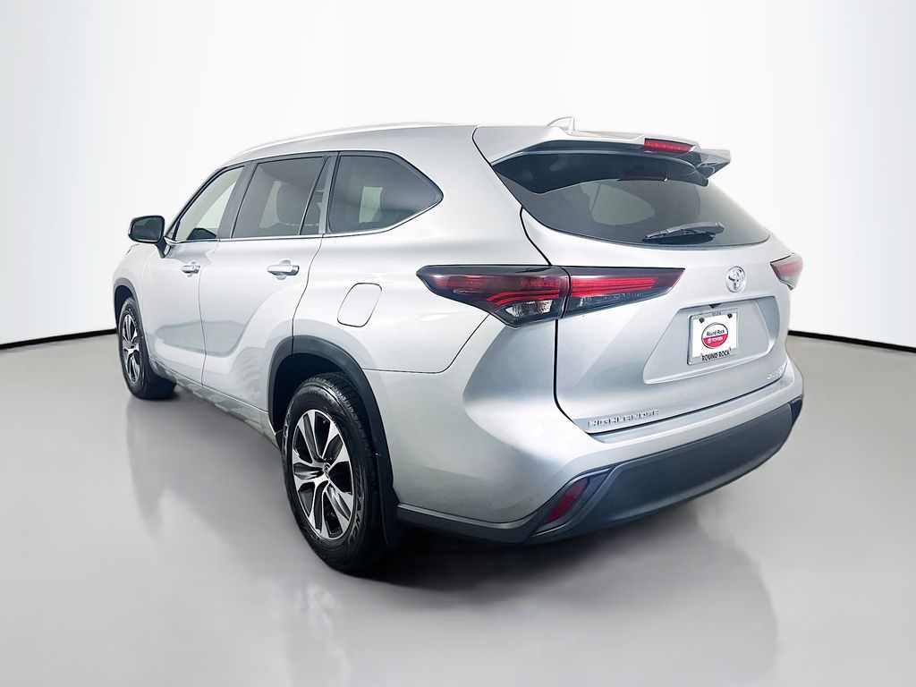 Thumbnail: 2024 Toyota Highlander - 7