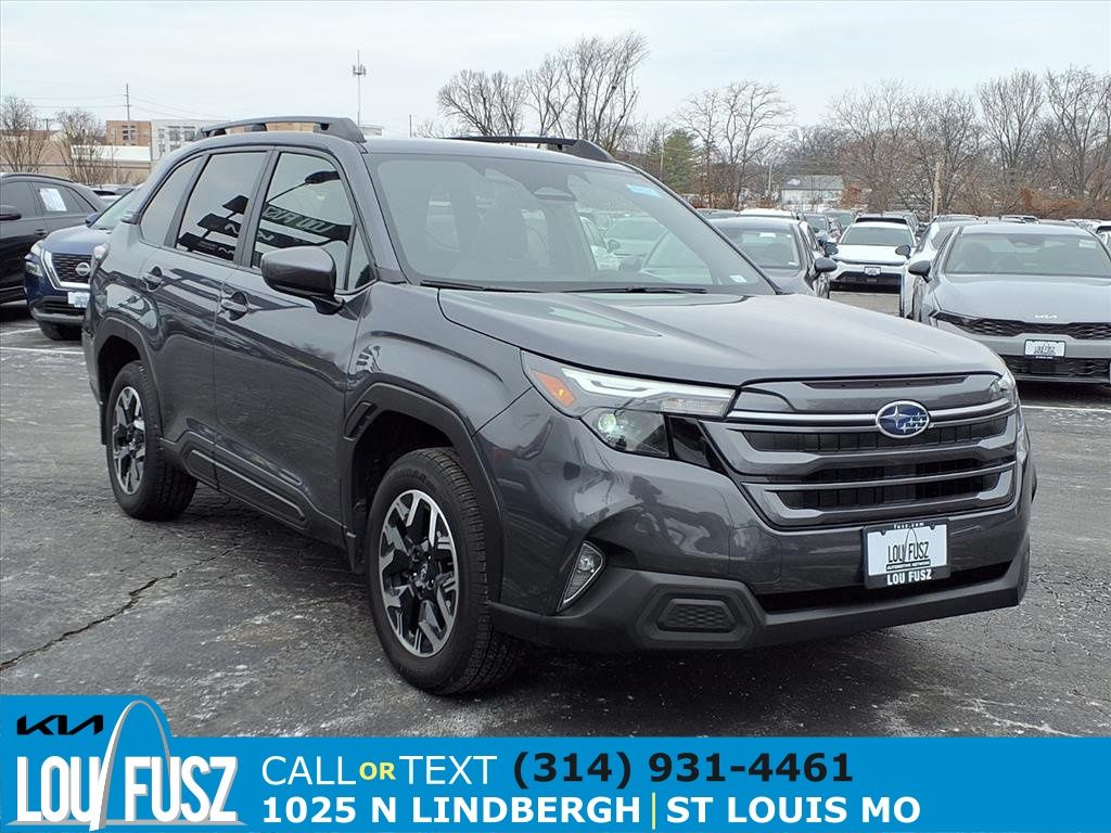 2025 Subaru Forester Premium Crossover AWD