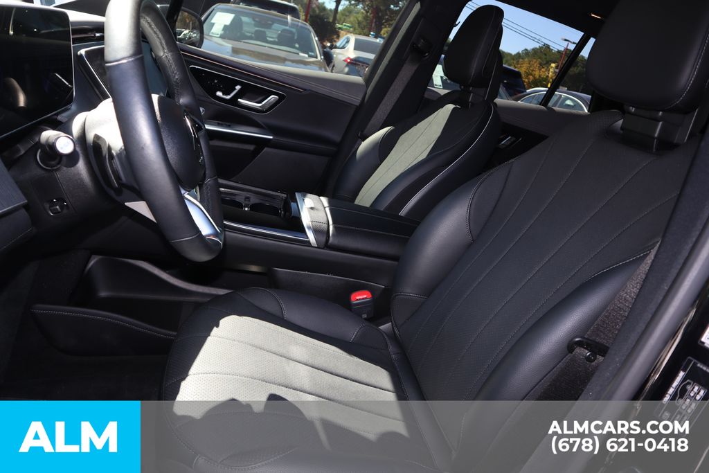 Used 2023 Black Mercedes-Benz 500 SUV image 15