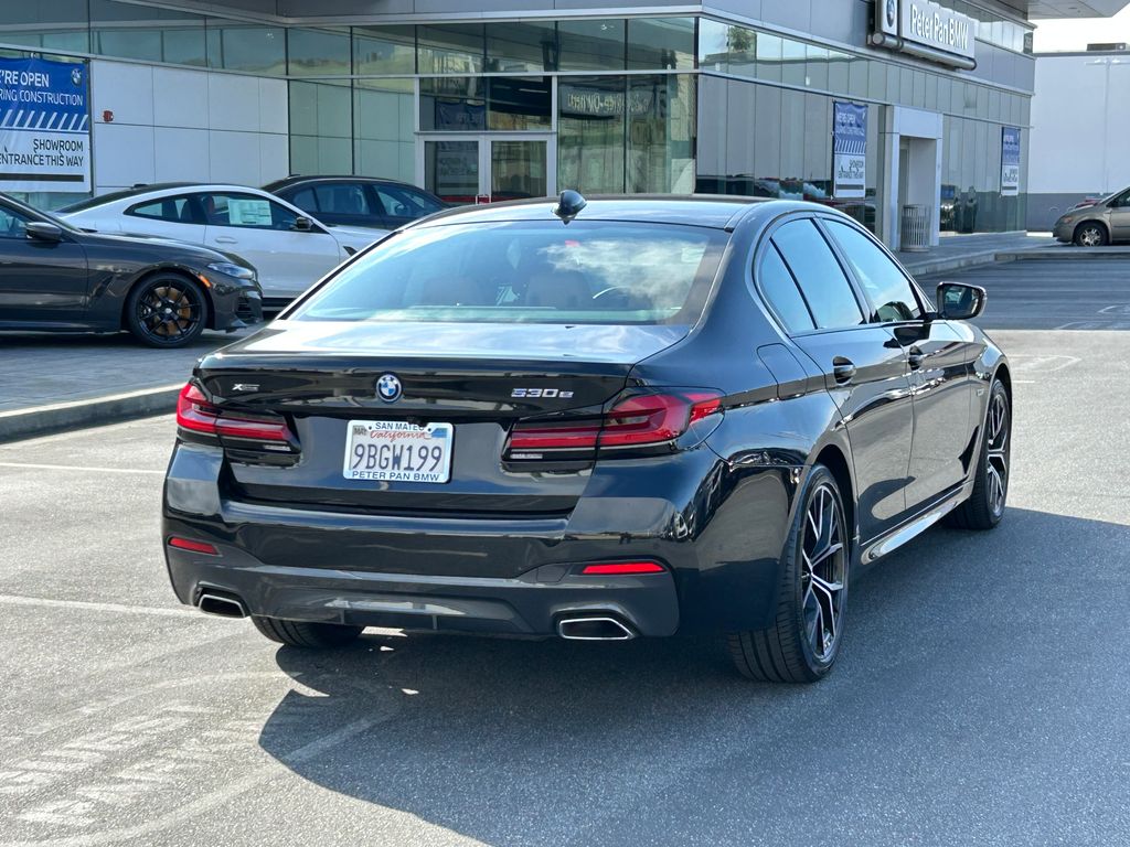 2022 BMW 5 Series 530e iPerformance 5