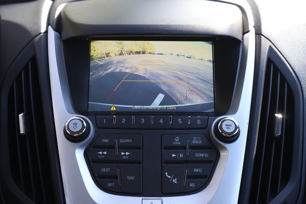 Thumbnail: 2016 Chevrolet Equinox - 16