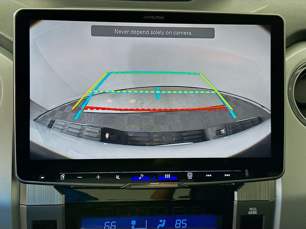 Thumbnail: 2018 Toyota Tundra - 13