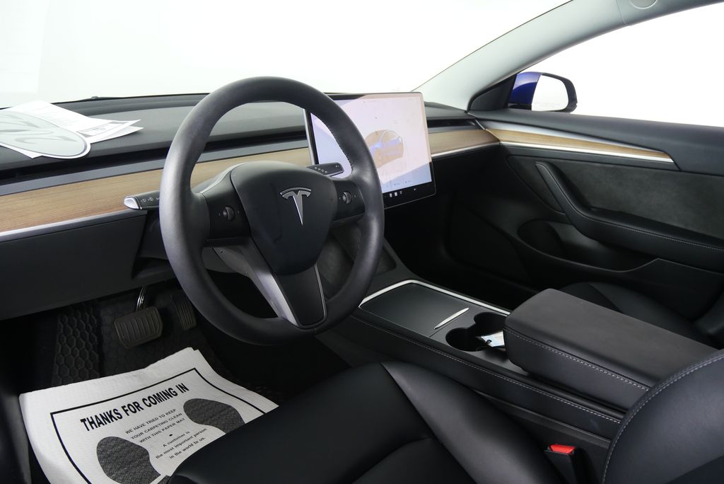 Thumbnail: 2022 Tesla Model 3 - 13