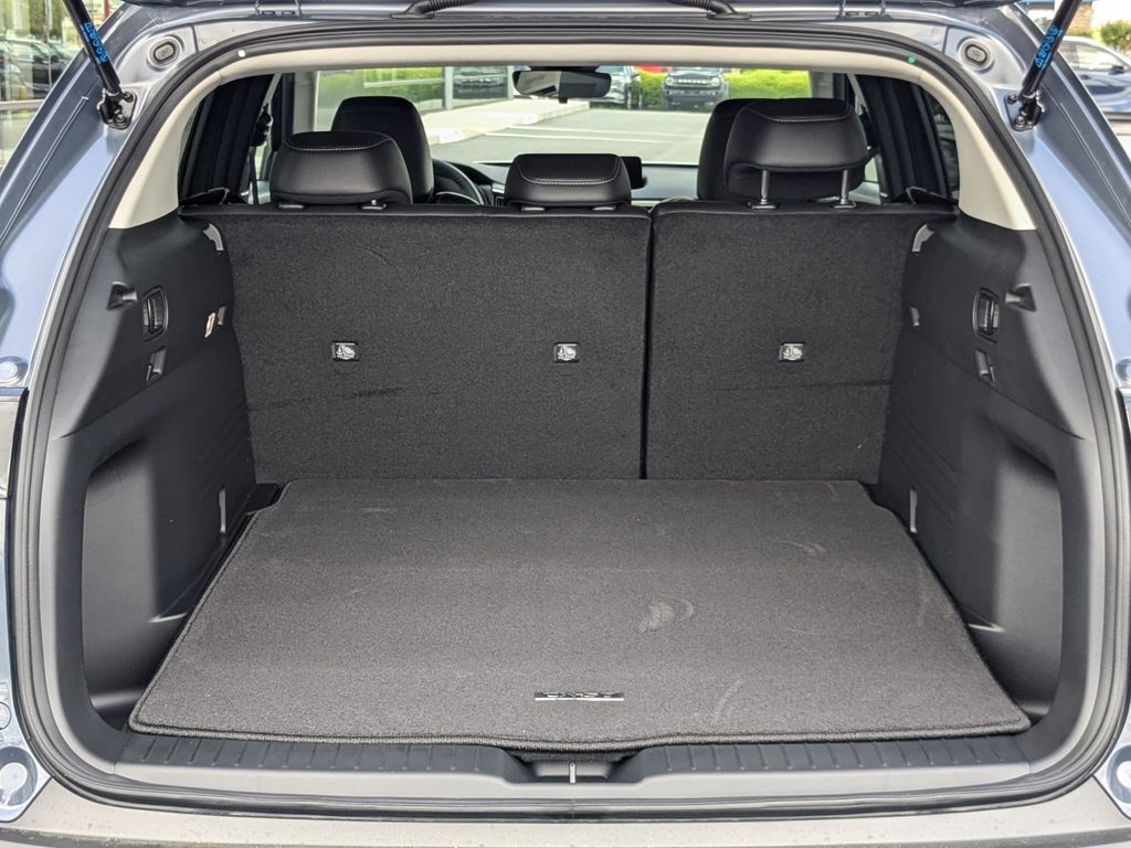 2025 Mazda CX-50 2.5 S Select