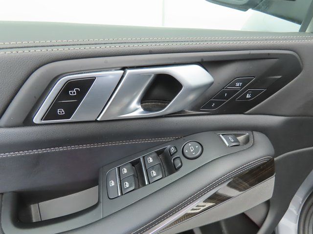 Thumbnail: 2025 BMW X5 - 23