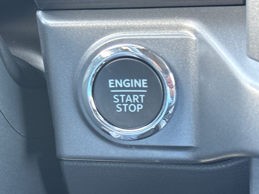 New 2026 White Ford XLT image 24