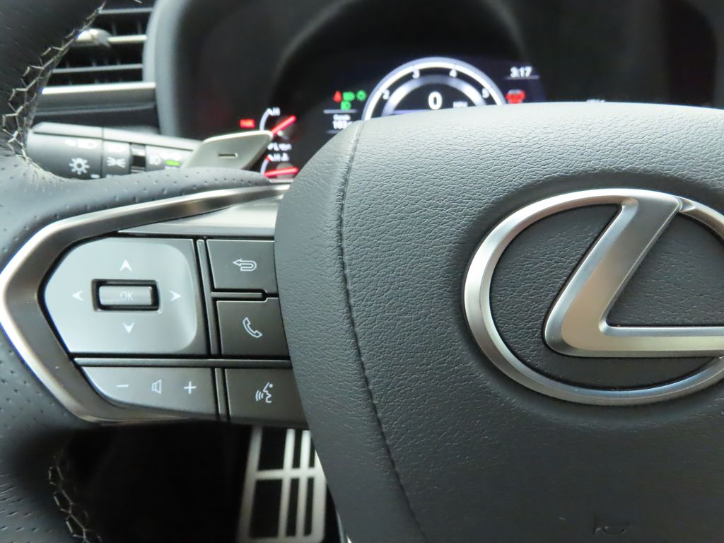 Thumbnail: 2024 Lexus LX - 11
