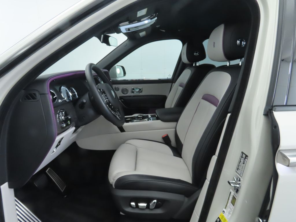 Thumbnail: 2023 Rolls-Royce Cullinan - 20