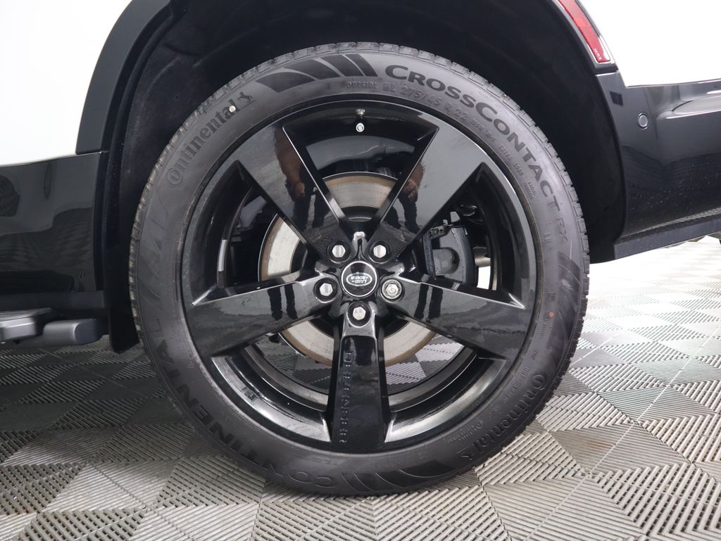 Thumbnail: 2025 Land Rover Defender - 31