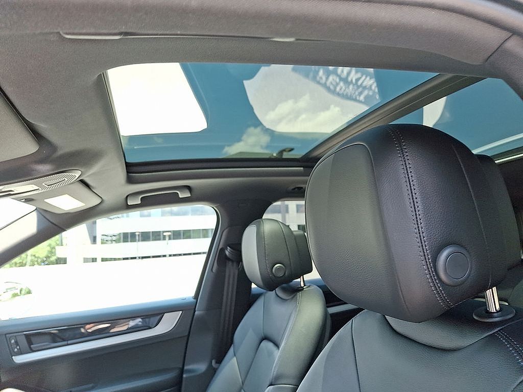 Thumbnail: 2024 Porsche Cayenne - 15