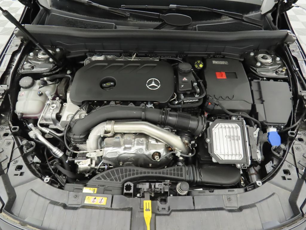 Thumbnail: 2025 Mercedes-Benz GLB - 29