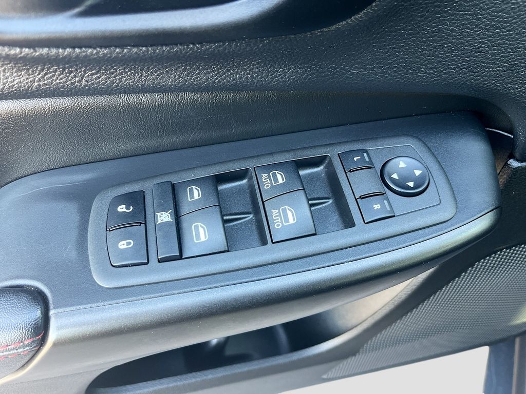 Used 2022 Gray Jeep Trailhawk image 17