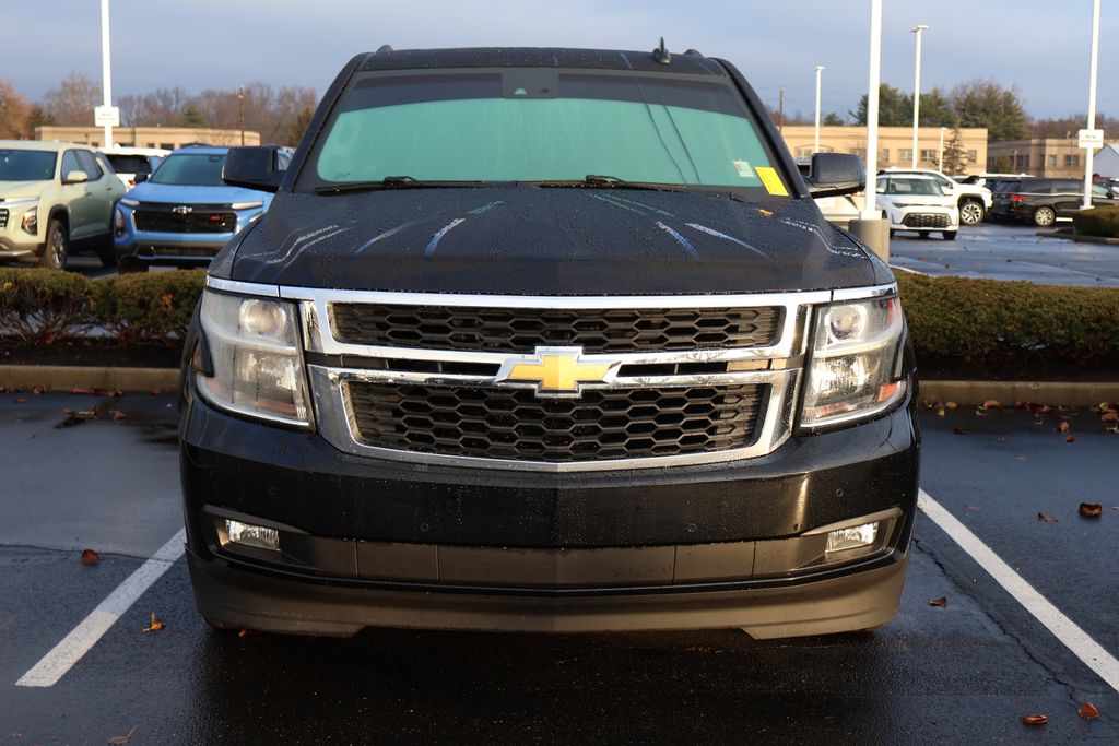 2016 Chevrolet Suburban LT 2