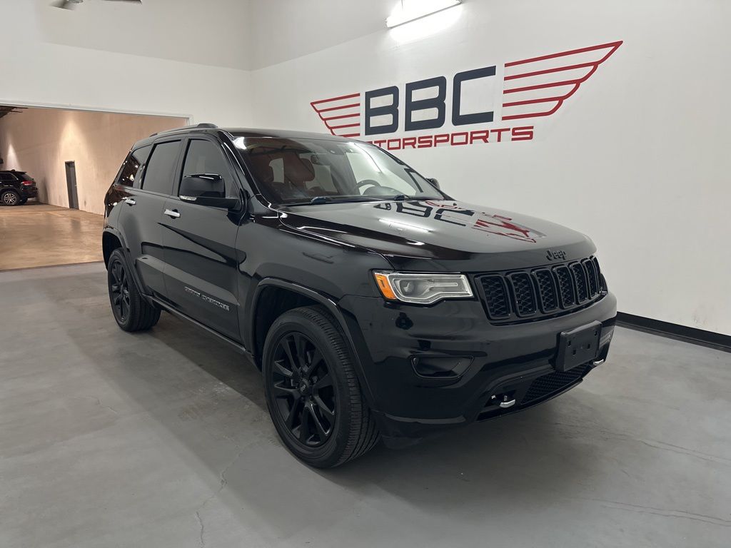 Diamond Black Crystal Pearlcoat 2017 Jeep Grand Cherokee Overland SUV / Crossover 4X2 8-Speed Automatic